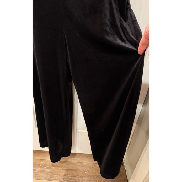 Black Velvet Halter Neck Wide Leg Jumpsuit Women's A New Day brand - Picture 7 of 11